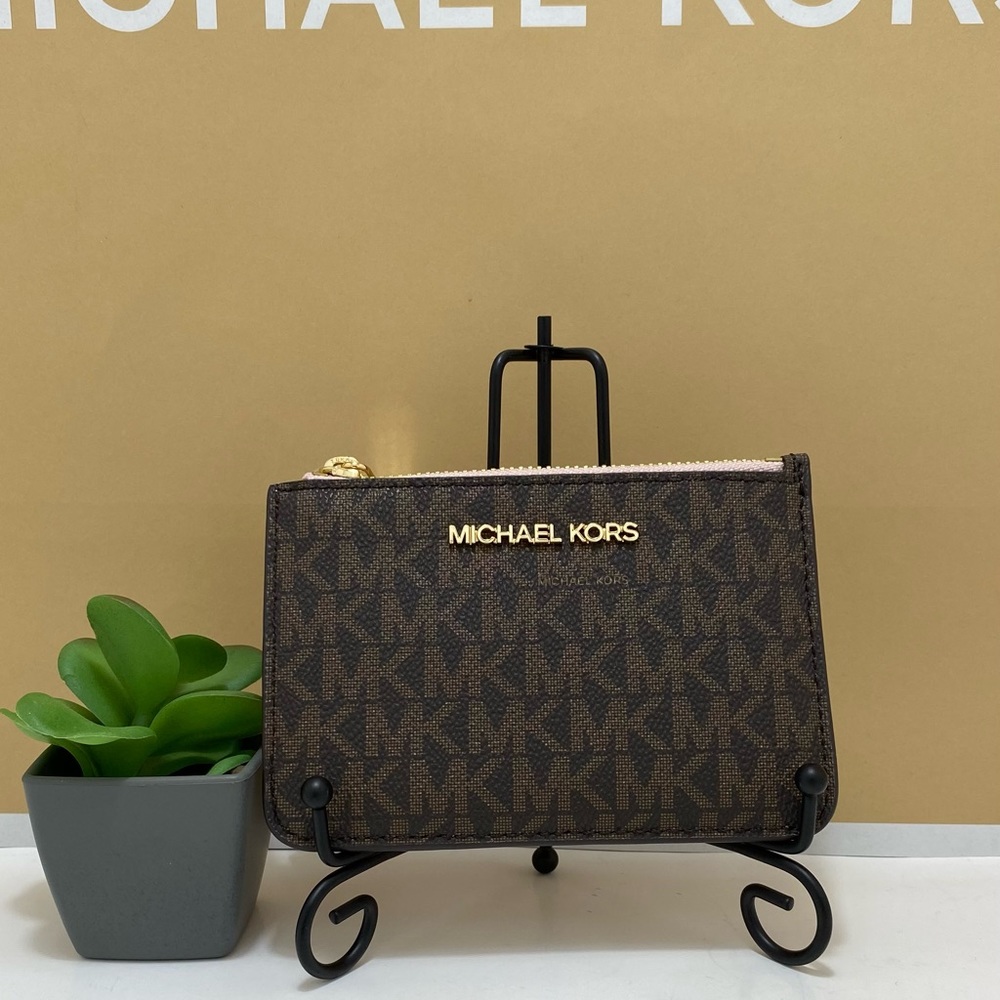 Michael Kors card holder
